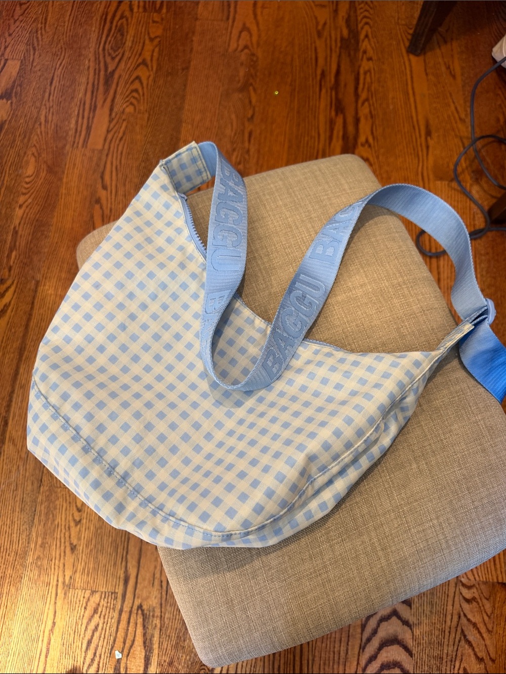 BAGGU Blue Gingham medium crescent Bag with Branded Strap